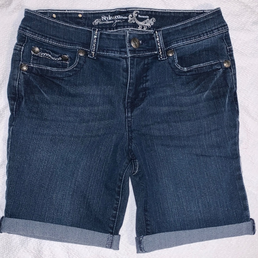 Women’s Style & Co Petite Embellished Bermuda Jean Shorts – Size 4P